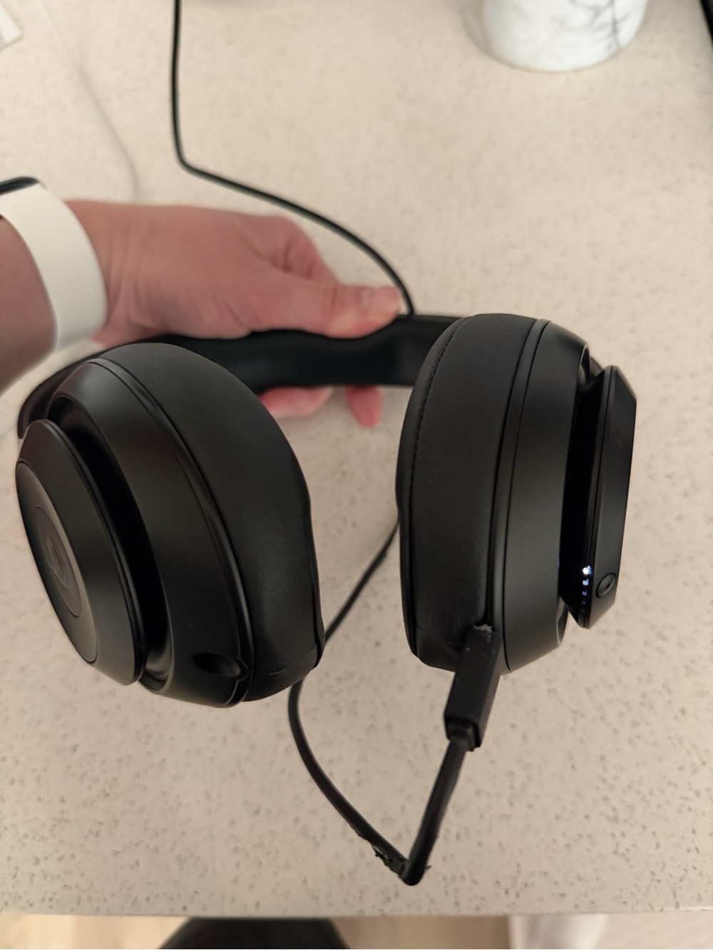 Beats Studio 3 - Over the Ear Wireless Headphones in Black